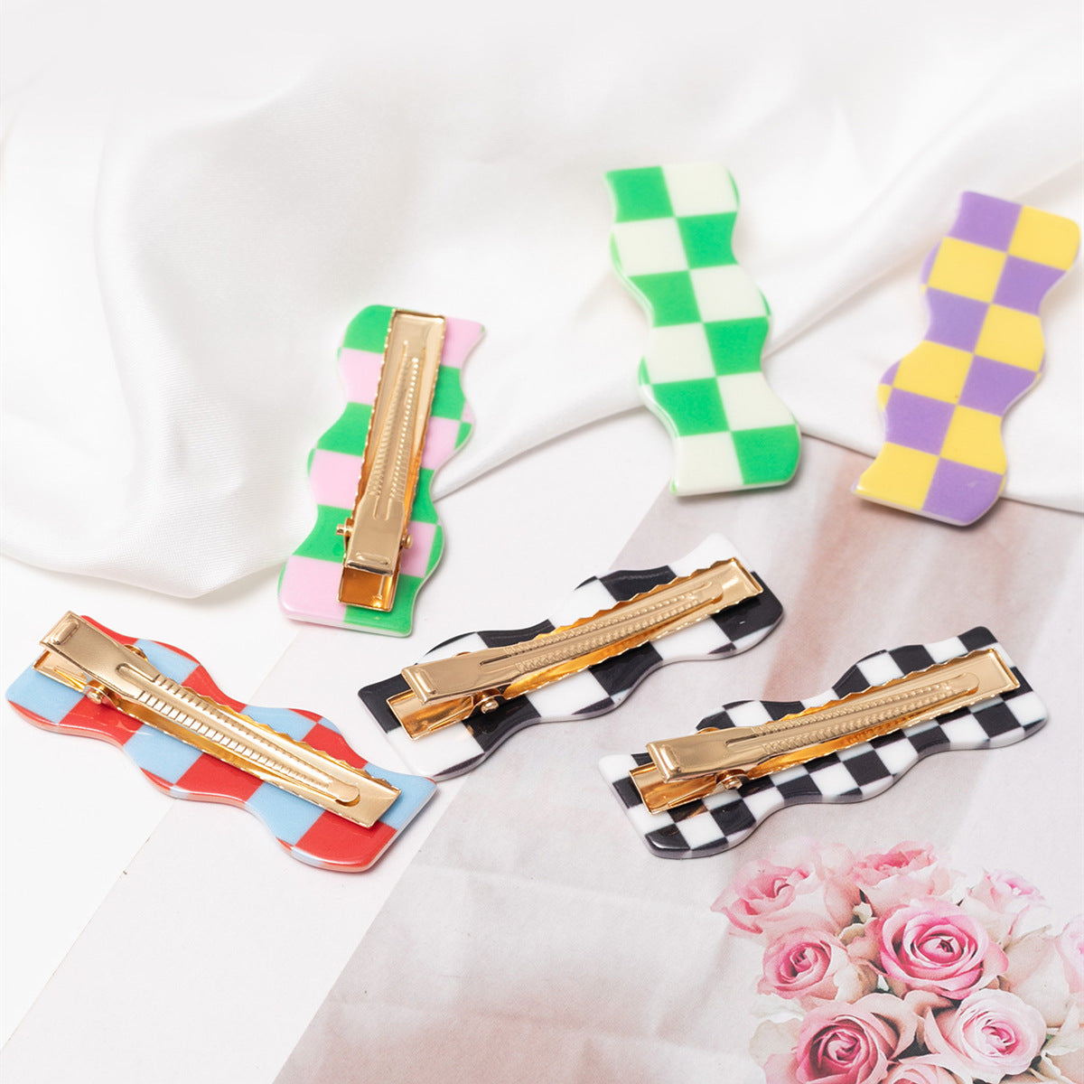 Checkers hair clip