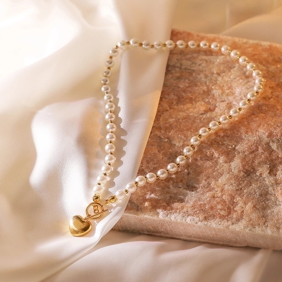 Pearls w Gold Heart Necklace